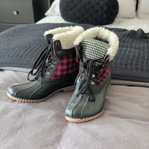 Maurices Black and Red Plaid Winter Boots-Size 8.5-Never Worn